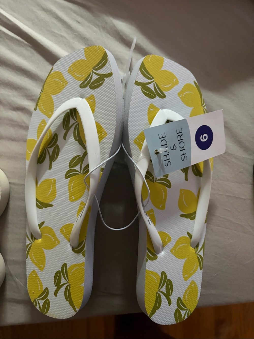 Shade & Shore White Flip Flops with Yellow Lemon Print